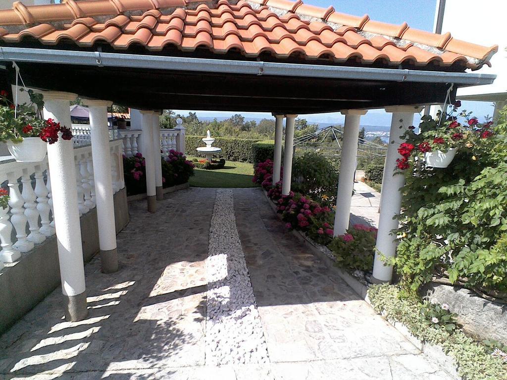 Apartment Smilja Malinska Exterior foto
